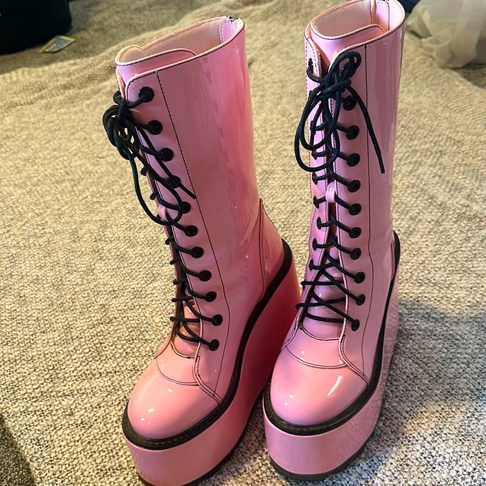 YRU Pink Dune Platform Boots